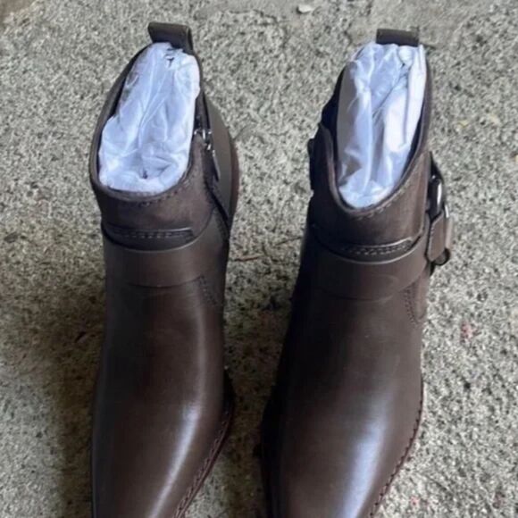 New Vince Camuto Nenanie Pointed Toe Leather Bootie Size 6 - Picture 3 of 6